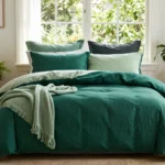 17 Green Accent Bedding Ideas