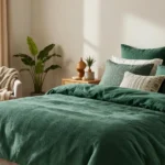 19 Emerald Green Bedding Ideas for a Sustainable and Stylish Bedroom